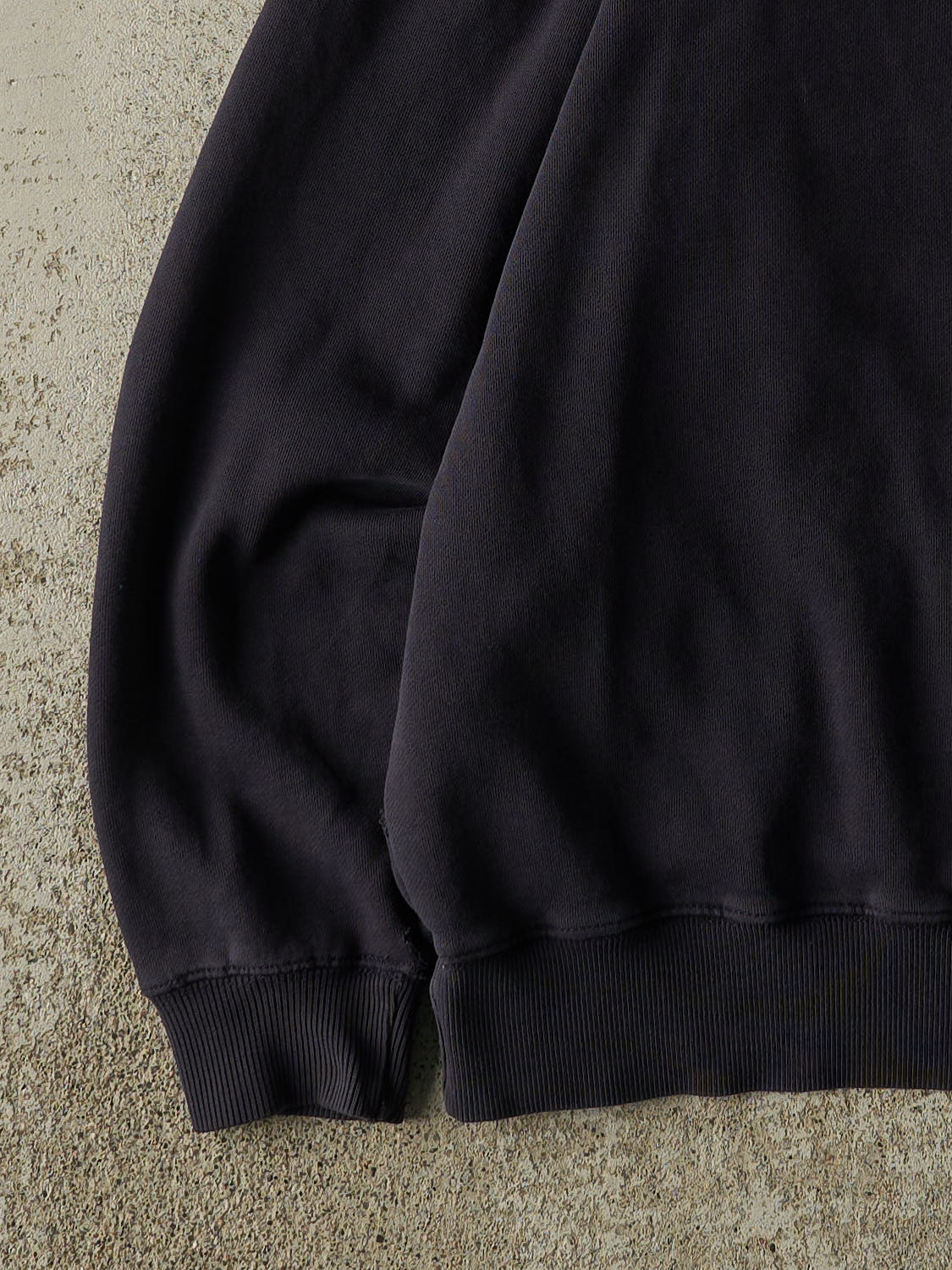 Vintage 90s Faded Black Tasmanian Devil Embroidered Crewneck (XXL)