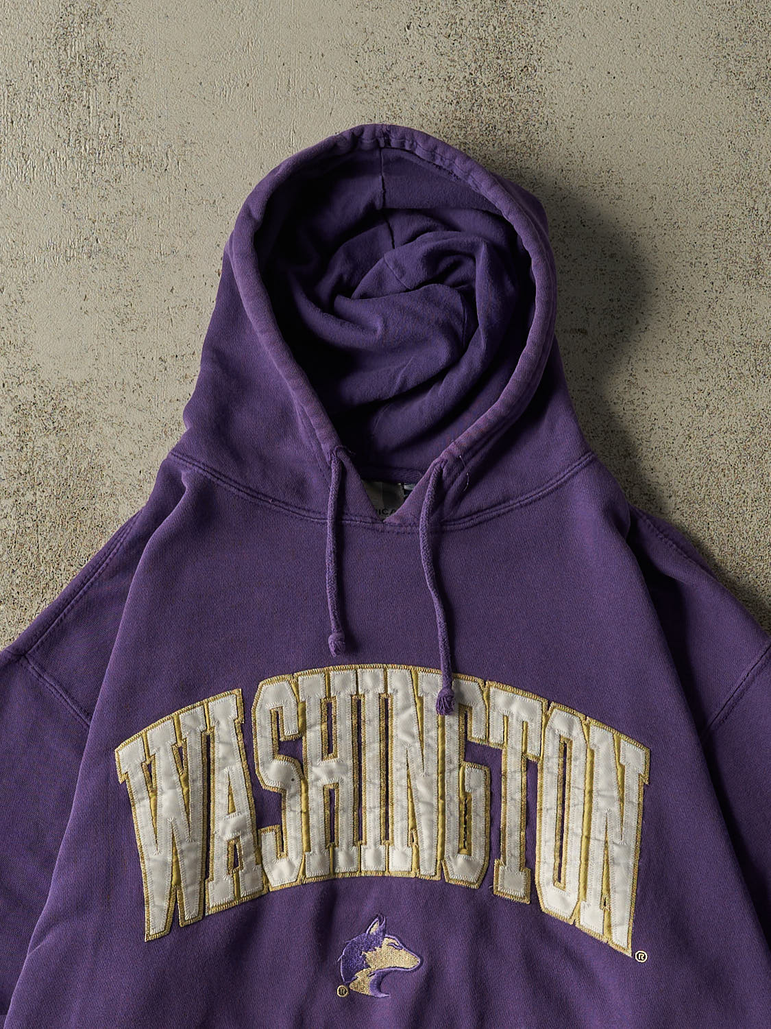 Vintage Y2K Purple University of Washington Embroidered Hoodie (M)