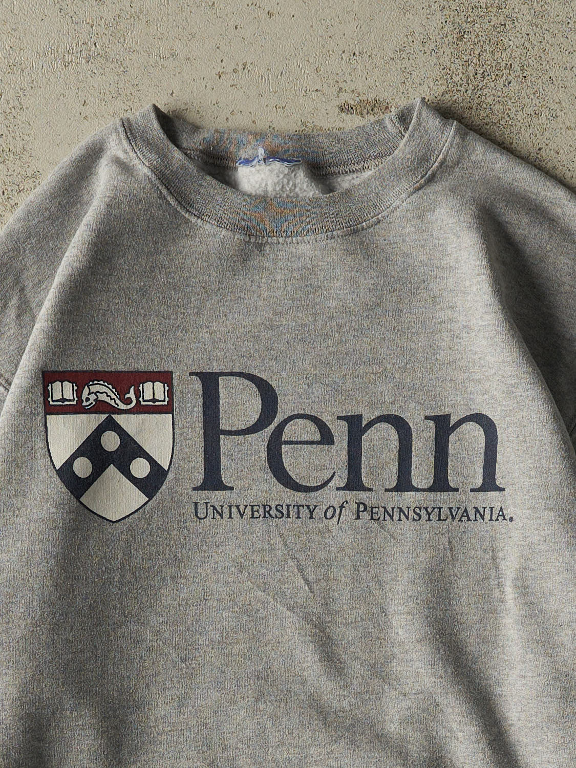 Vintage 90s Grey University of Pennsylvania Crewneck (M/L)