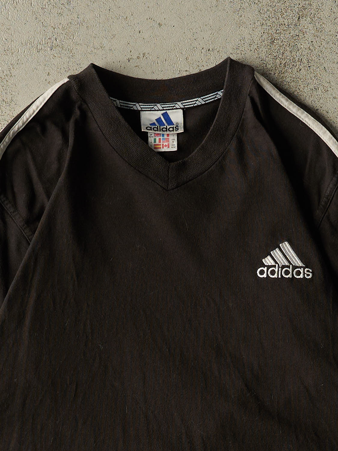 Vintage Y2K Black Adidas Embroidered Tee (M/L)