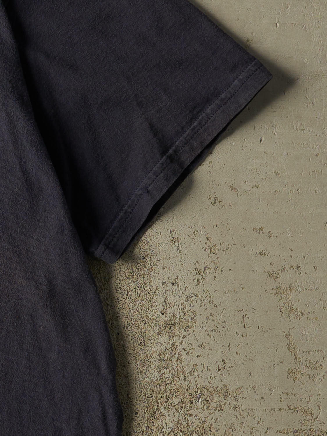 Vintage Y2K Navy Blue Blank Tee (L/XL)
