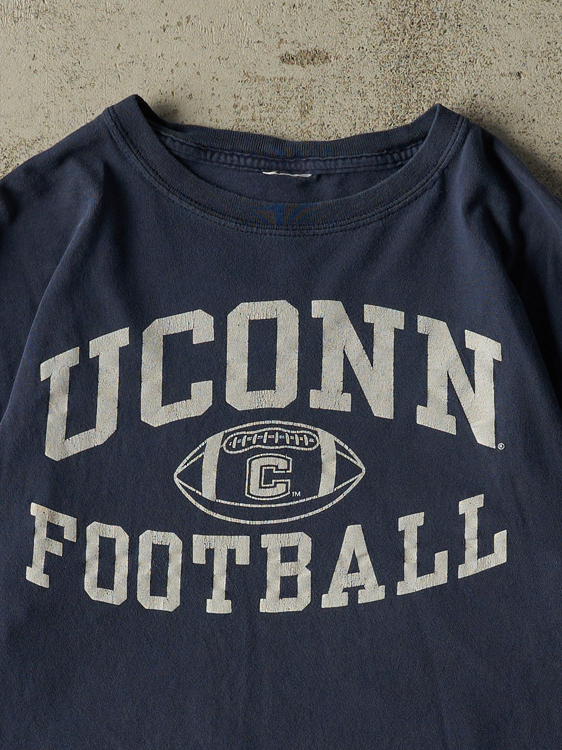 Vintage 90s Navy Blue University of Connecticut Football Tee (M)
