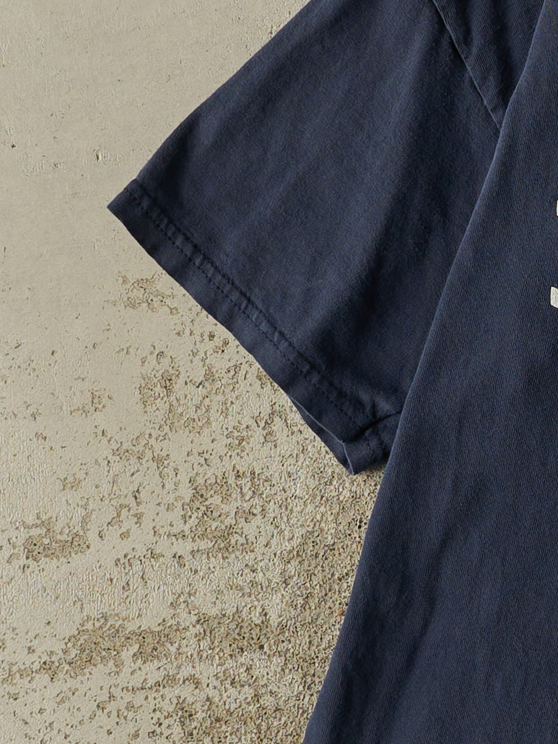 Vintage 90s Navy Blue University of Connecticut Football Tee (M)