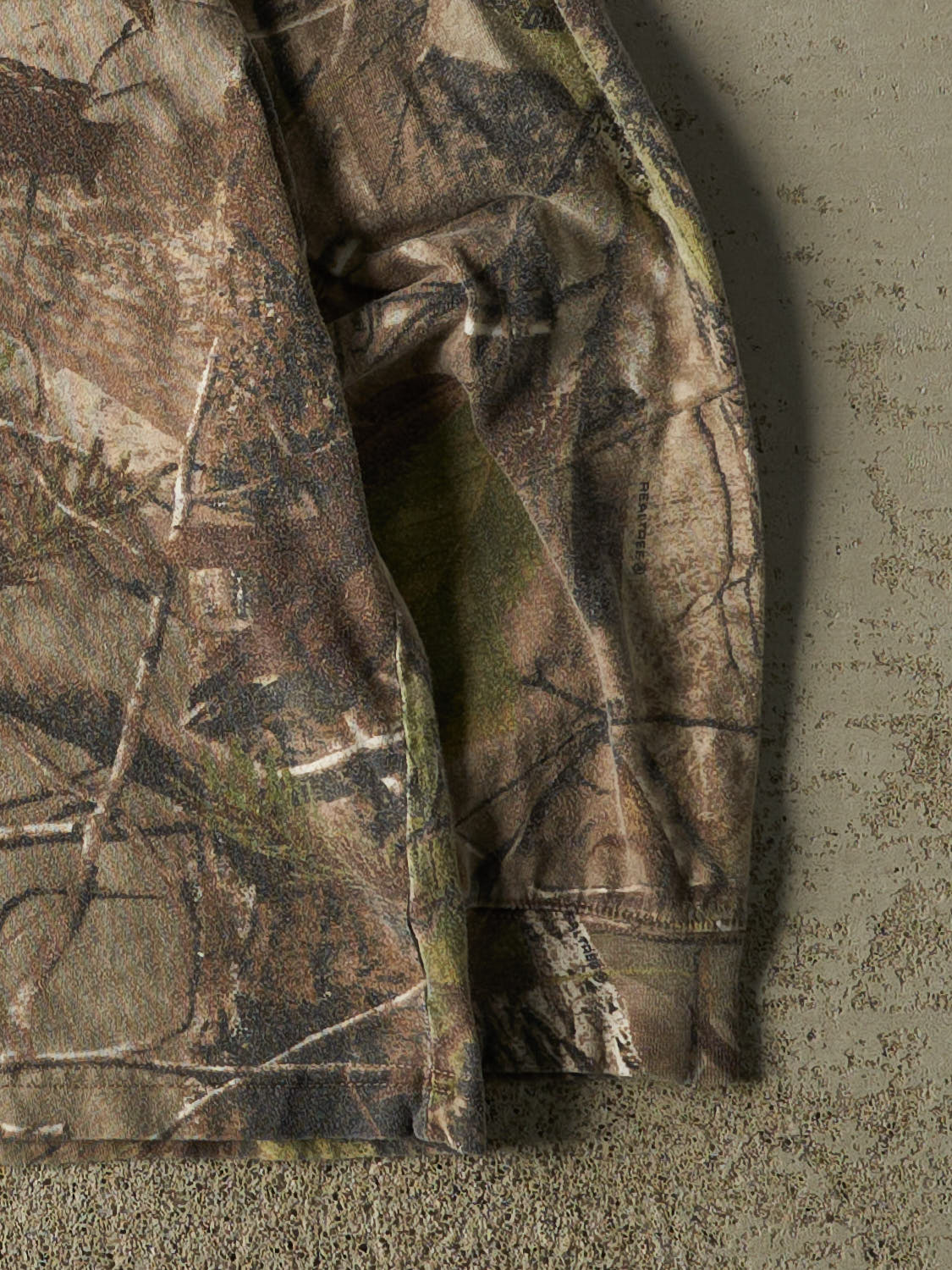 Vintage Y2K Camo Realtree Long Sleeve (L)