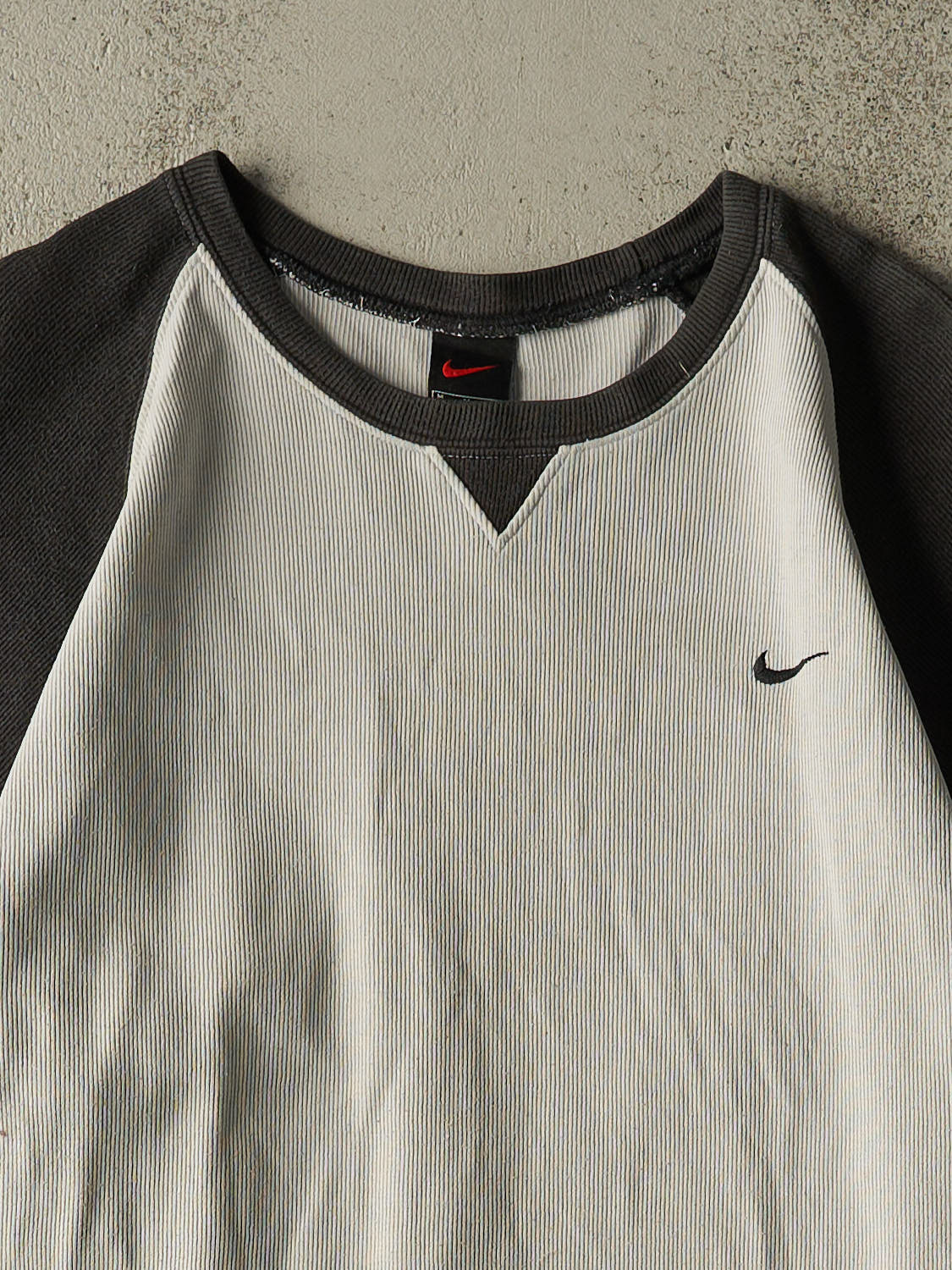 Vintage Y2K Beige Nike Basketball Textured Tee (XL/XXL)