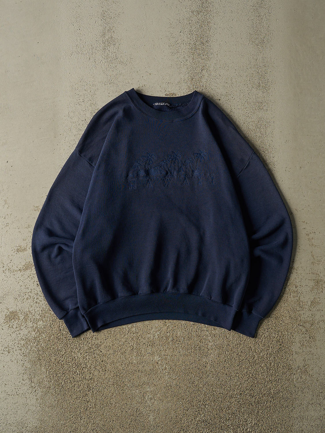 Vintage 90s Navy Blue Hawaii Embroidered Crewneck (S/M)