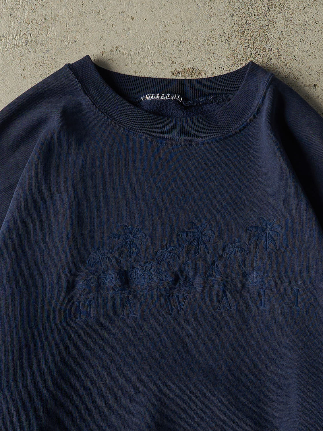 Vintage 90s Navy Blue Hawaii Embroidered Crewneck (S/M)