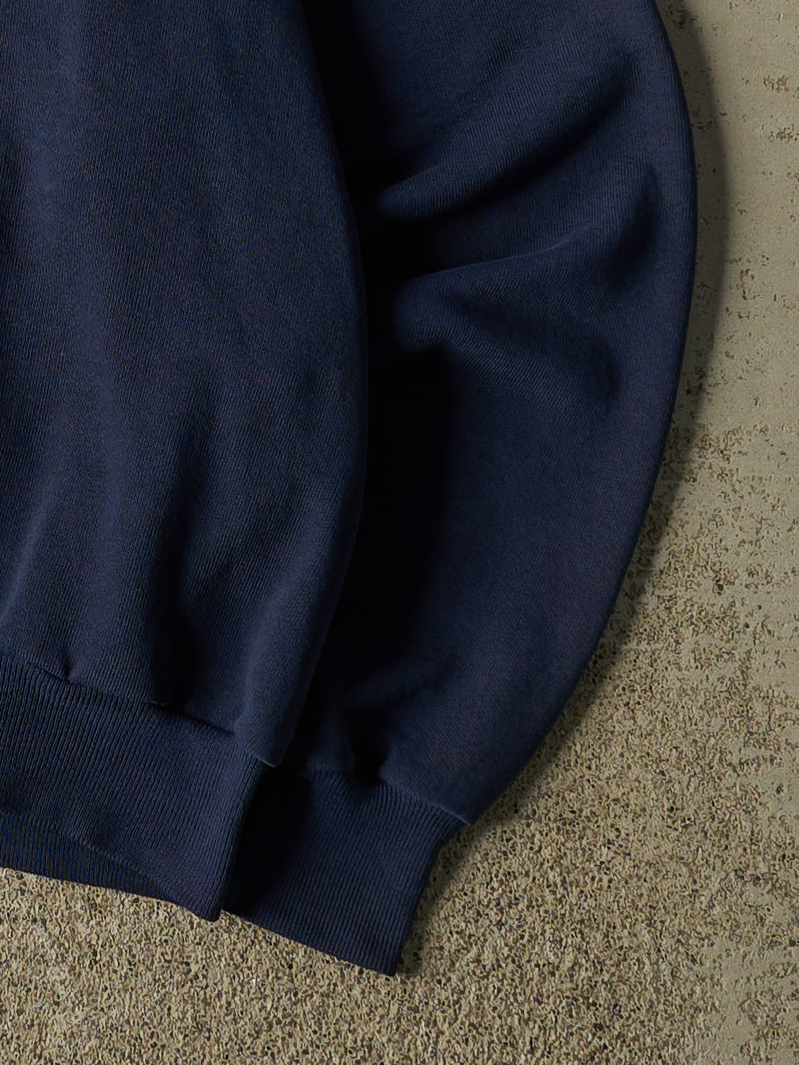 Vintage 90s Navy Blue Hawaii Embroidered Crewneck (S/M)