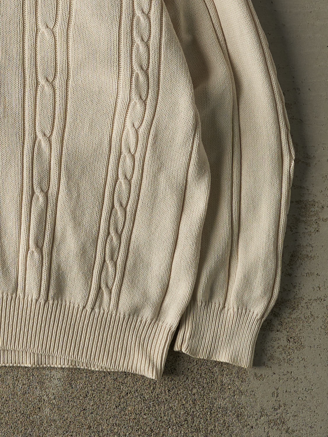 Vintage 90s Beige Izod Embroidered Cable Knit (XL/XXL)