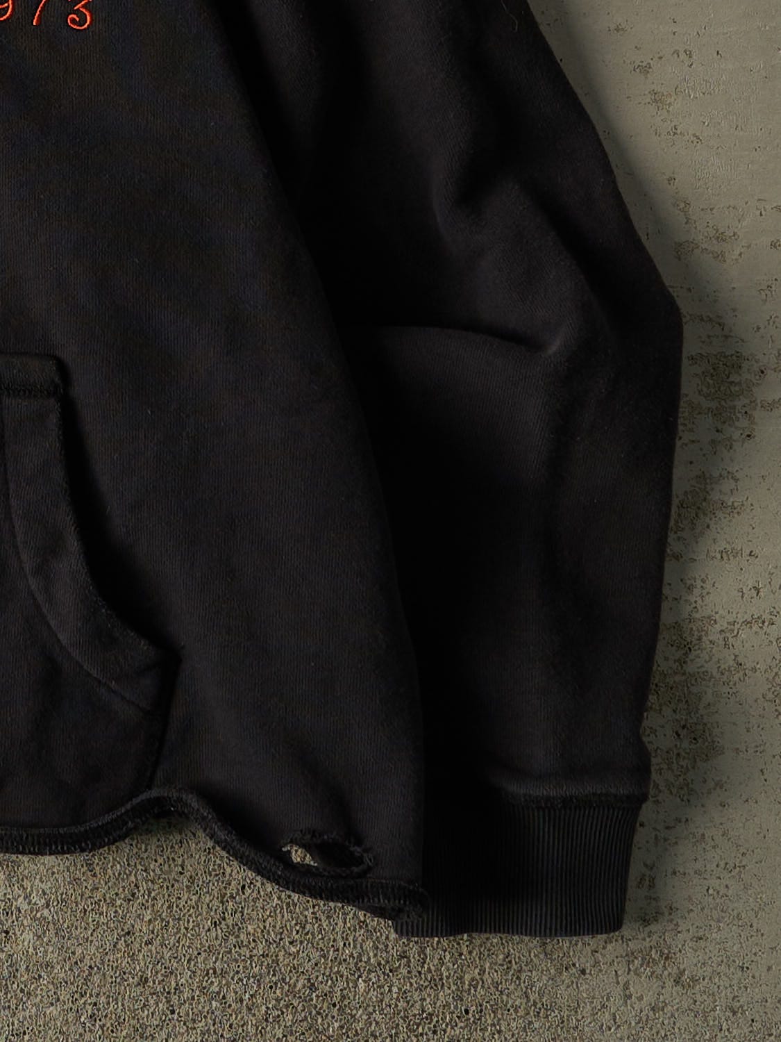 Vintage Y2K Black Timberland Embroidered Logo Hoodie (M)