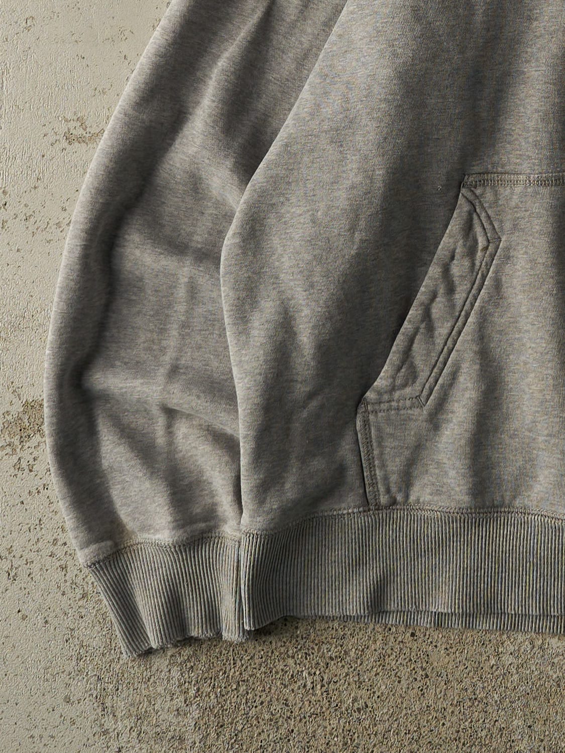 Vintage Y2K Grey Nike Embroidered Hoodie (L/XL)
