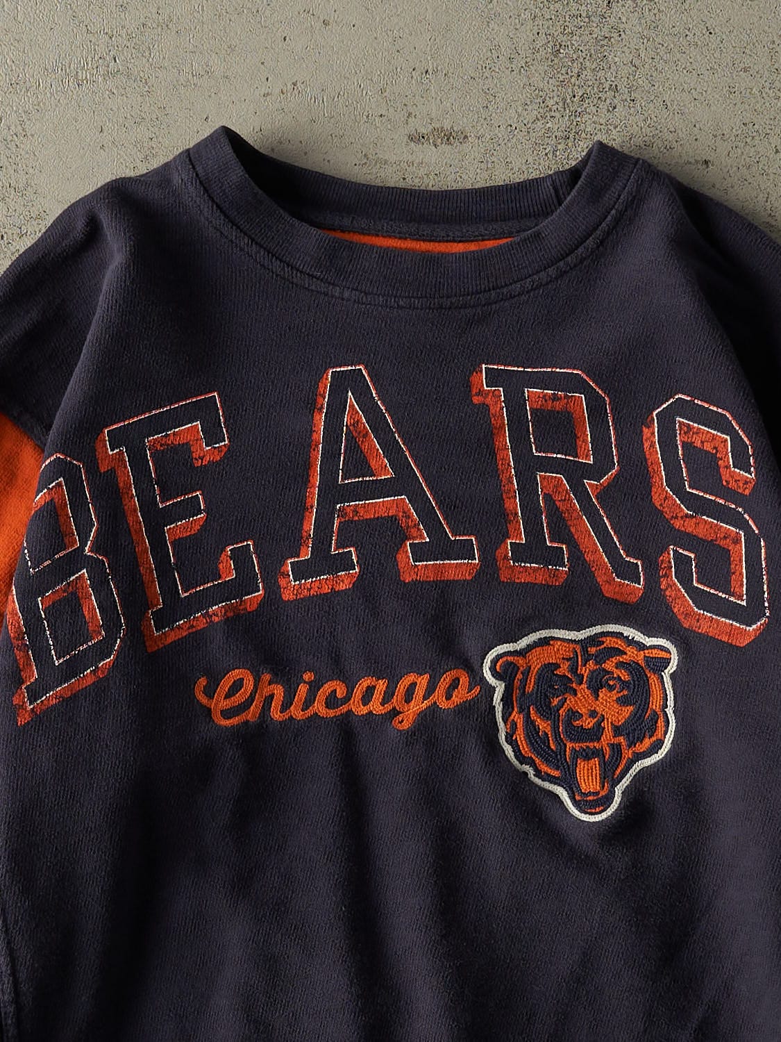 Vintage Y2K Navy Blue Chicago Bears Embroidered Lightweight Crewneck (M)