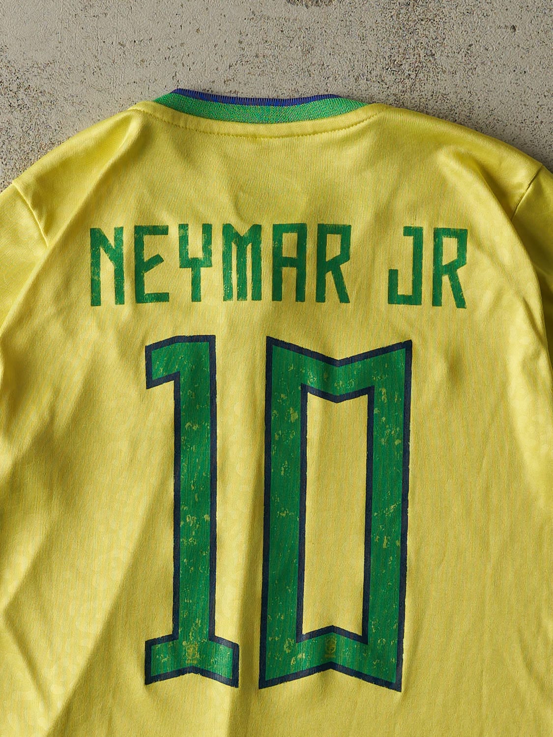 Vintage Y2K Yellow Nike Brasil Neymar Jr. Soccer Jersey (XS)