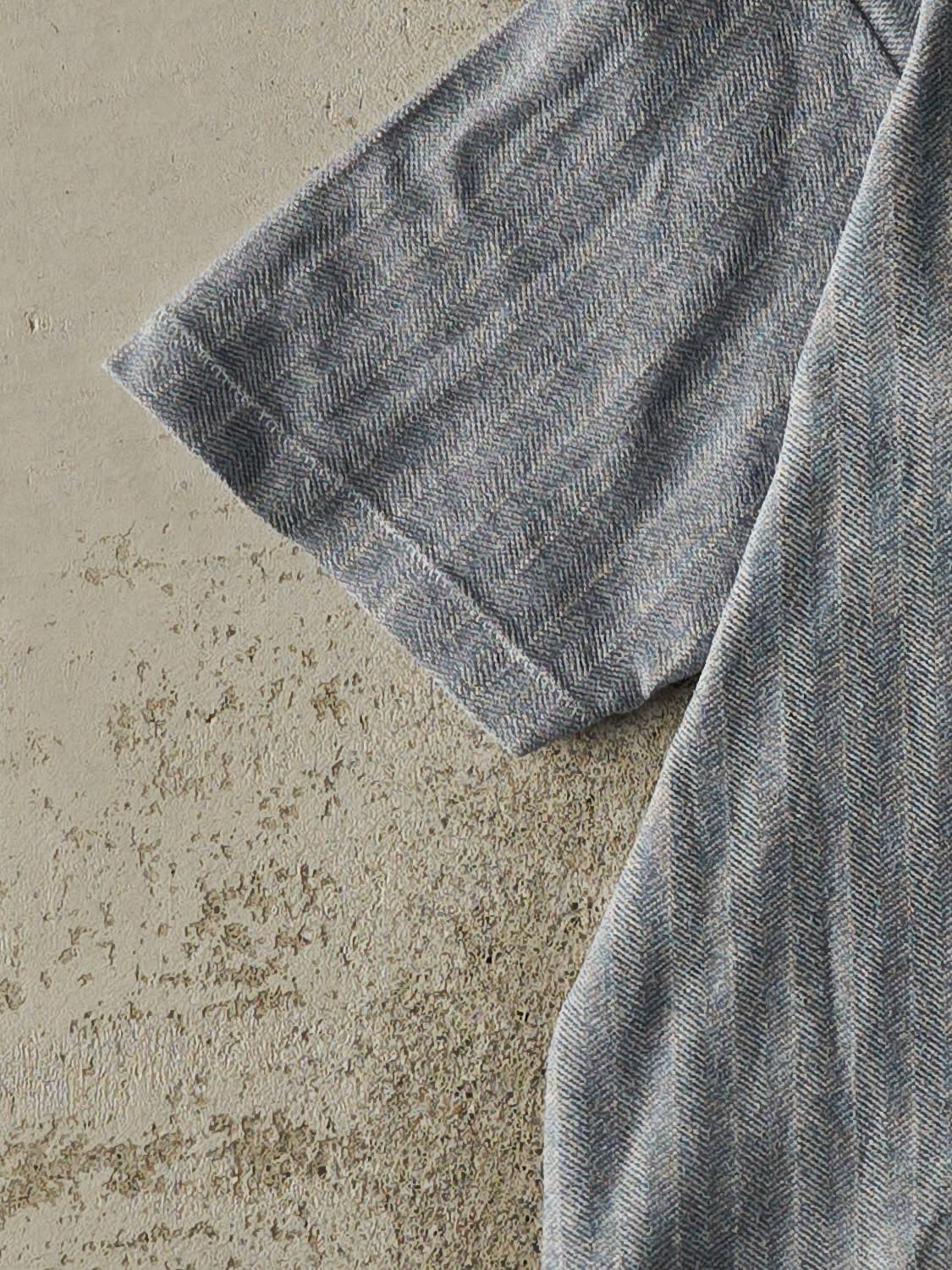 Vintage 80s Grey New York Textured Tee (L)