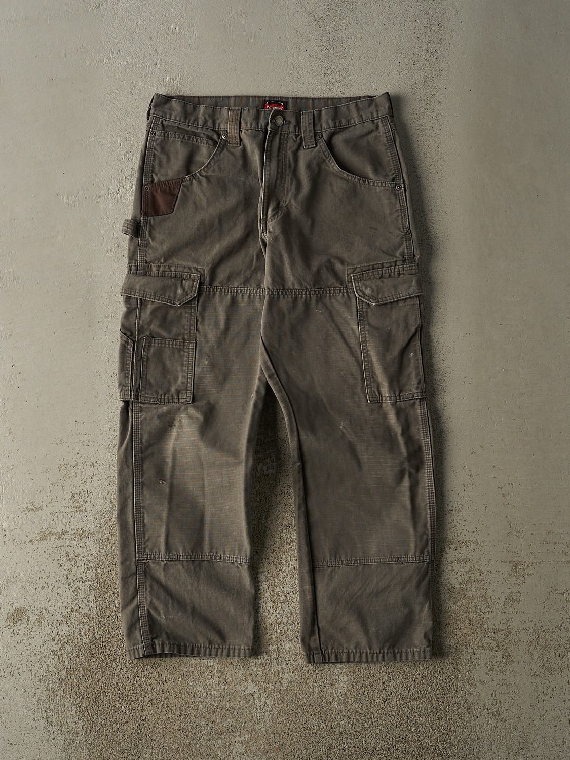 Vintage Y2K Grey Wrangler Double Knee Cargo Work Pants (33x29)
