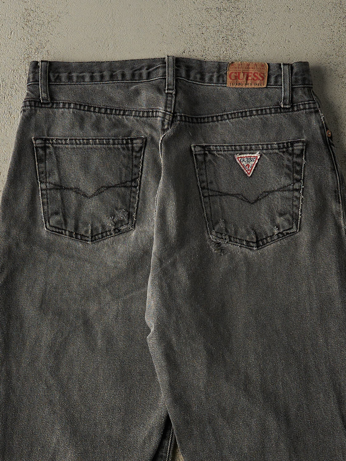 Vintage 90s Grey Guess Denim Pants (31x27)