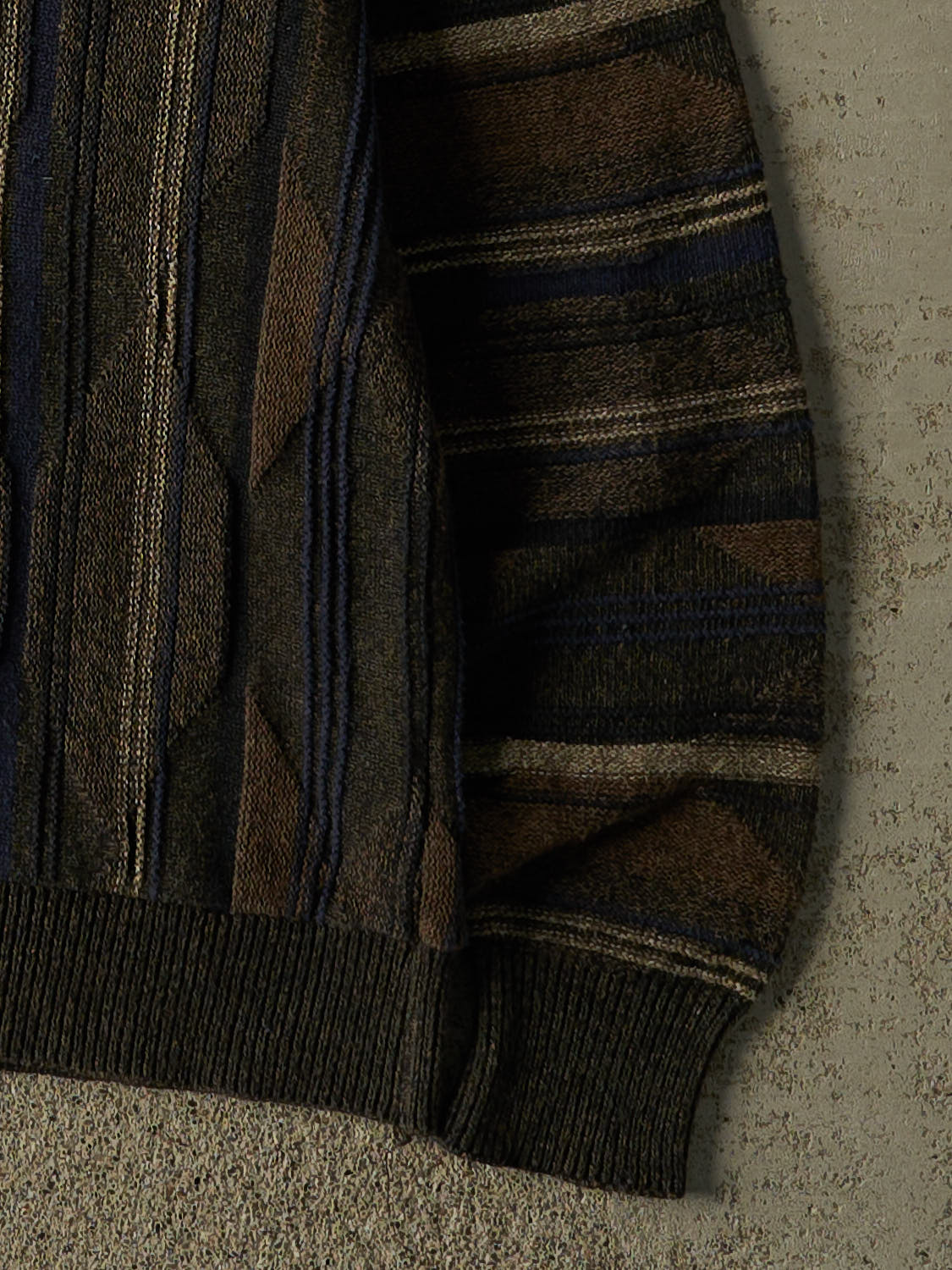 Vintage Y2K Brown Haggar Patterned Knit (M/L)