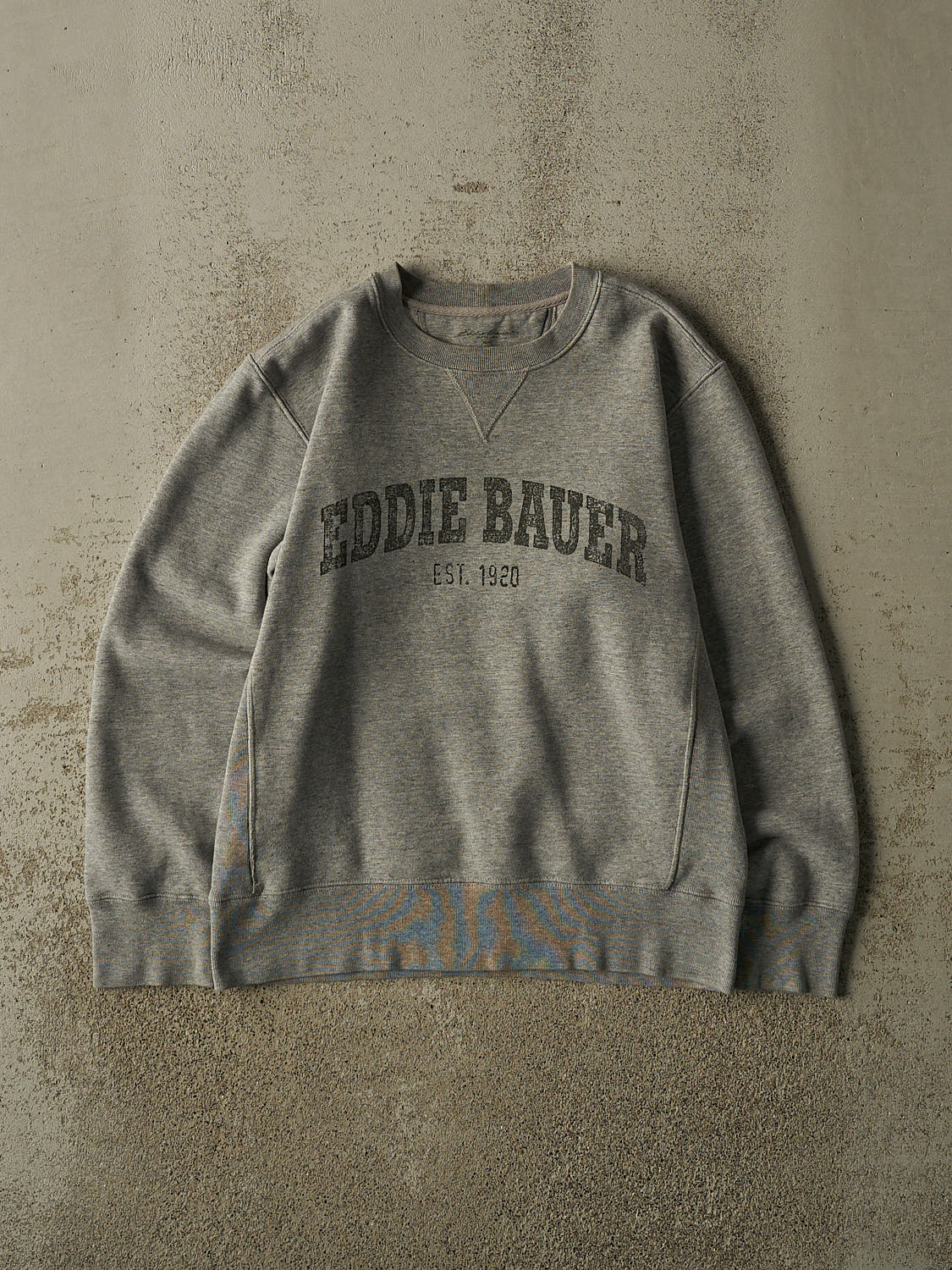 Vintage Y2K Grey Eddie Bauer Logo Crewneck (S/M)