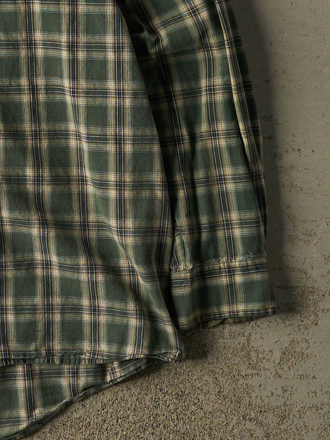 Vintage Y2K Green Aeropostale Button Up Long Sleeve (XL/XXL)