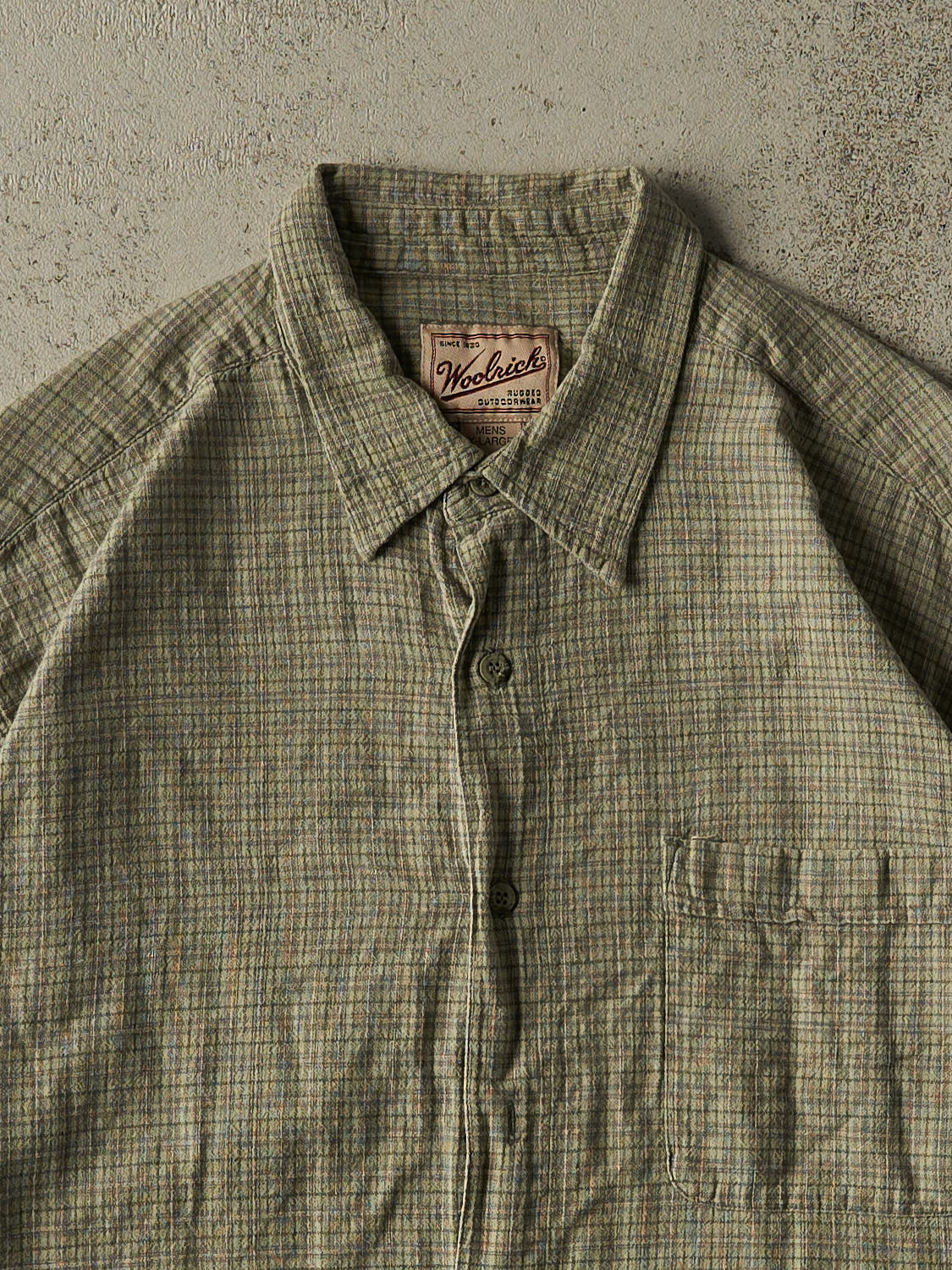 Vintage 90s Green Woolrich Button Up Tee (XL)