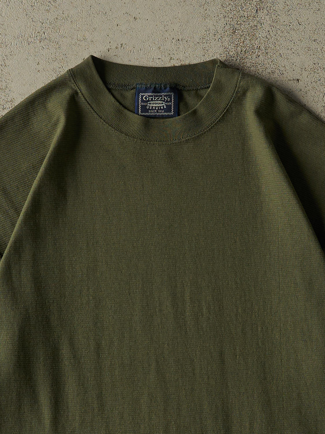 Vintage 90s Green Kodiak Textured Blank Tee (L/XL)