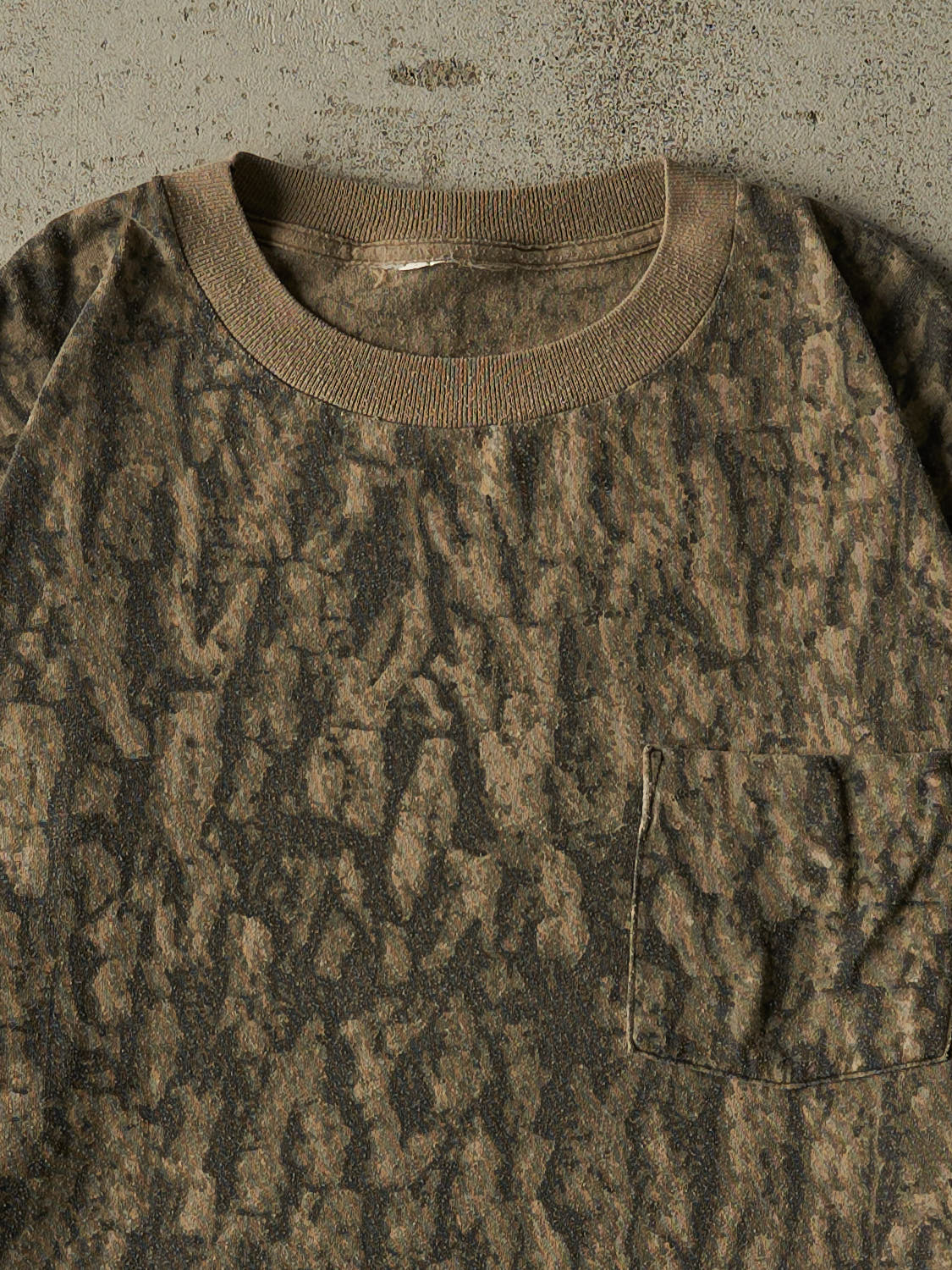 Vintage 90s Camo Pocket Long Sleeve (L/XL)