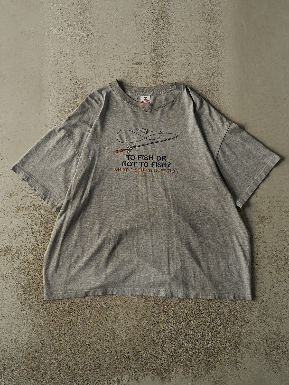 Vintage 90s Grey "To Fish or Not To Fish?" Slogan Tee (XL/XXL)