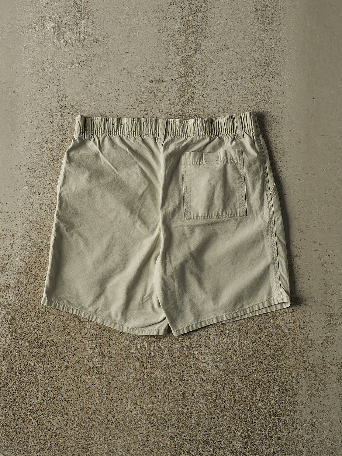 Vintage 90s Beige Ocean Pacific Shorts (33x7.5)