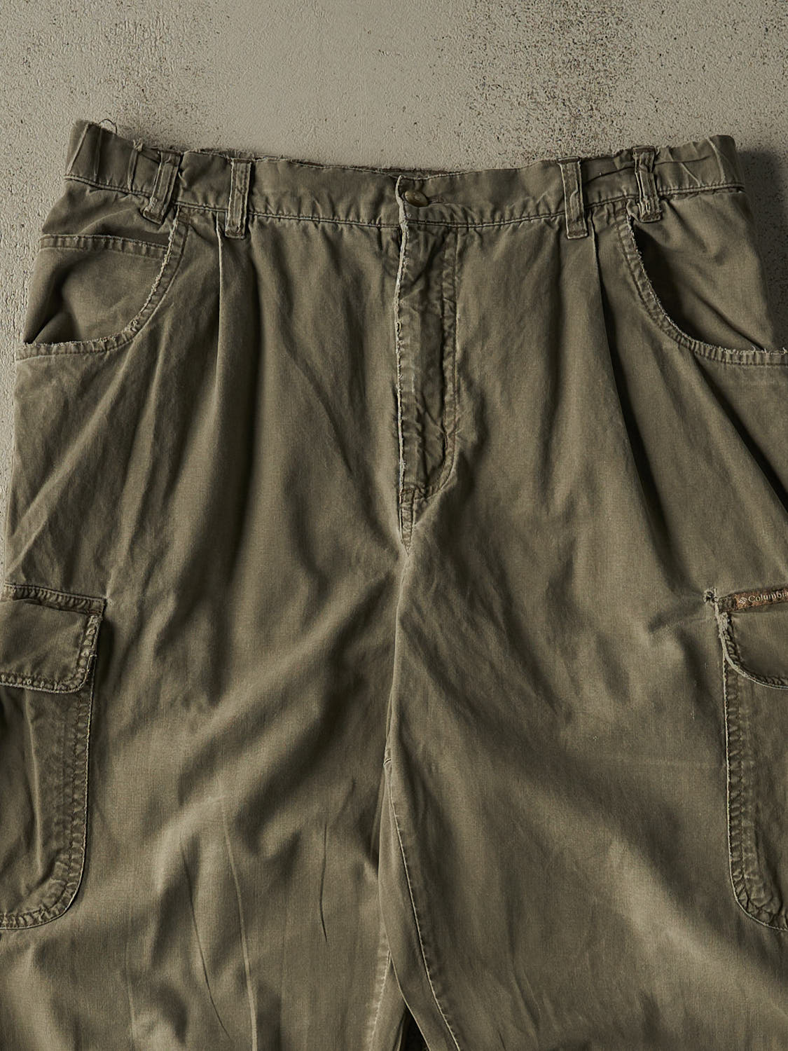 Vintage 90s Green Columbia Cargo Pants (33x29)