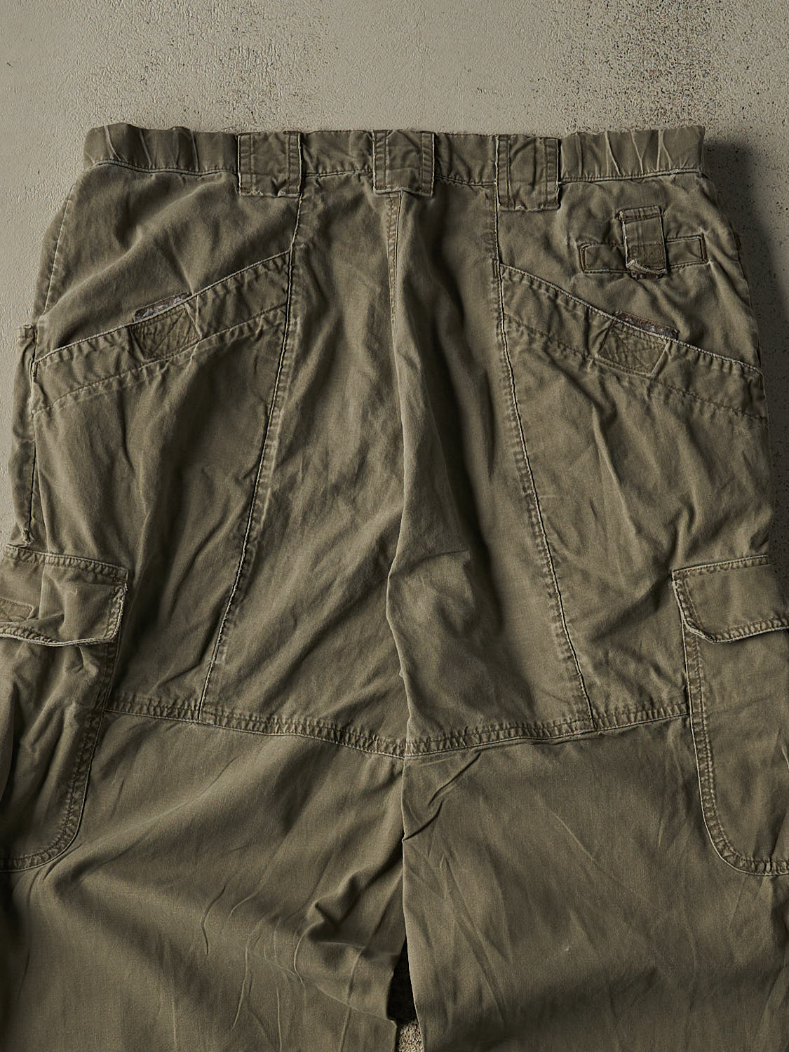 Vintage 90s Green Columbia Cargo Pants (33x29)