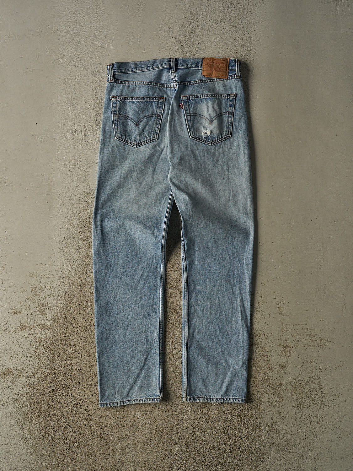 Vintage 90s Light Wash Levi's 501 Jeans (32x31)