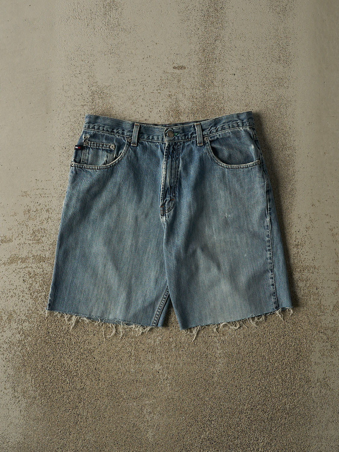 Vintage 90s Mid Wash Tommy Hilfiger Cut Off Jean Shorts (33x9)