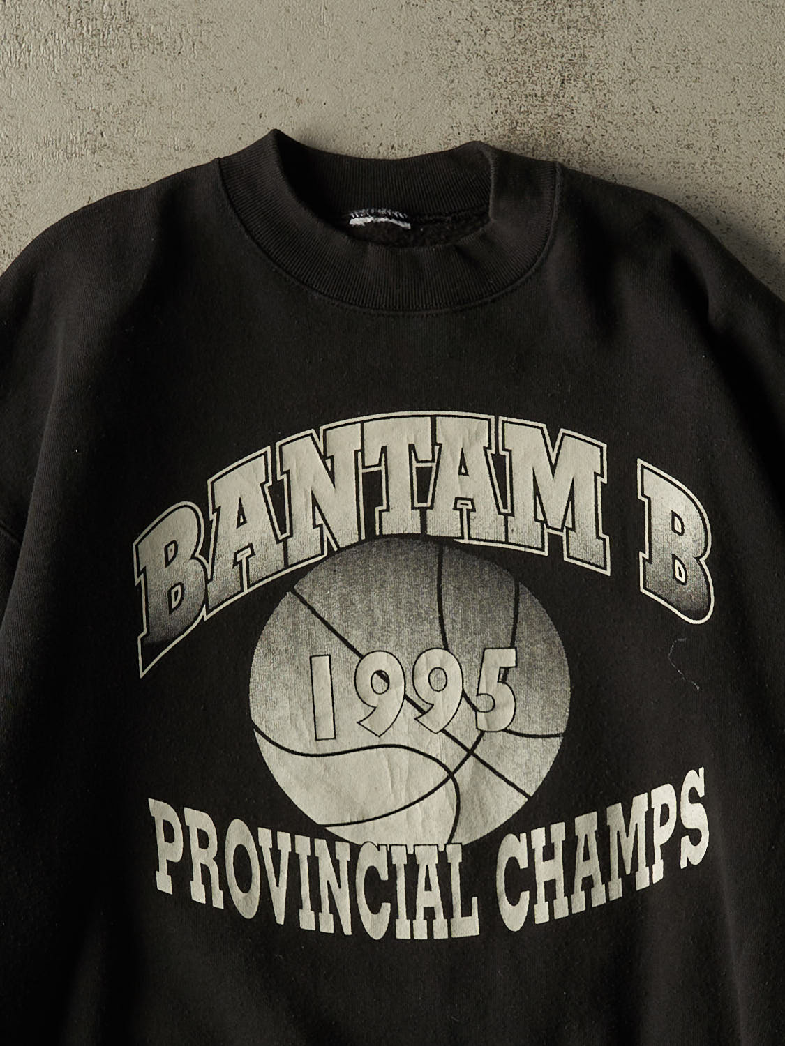 Vintage 95' Black Bantam Basketball Crewneck (XL)
