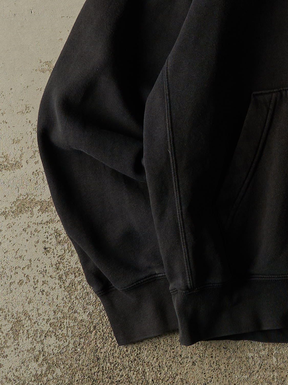 Vintage Y2K Black Nike Embroidered Hoodie (S/M)