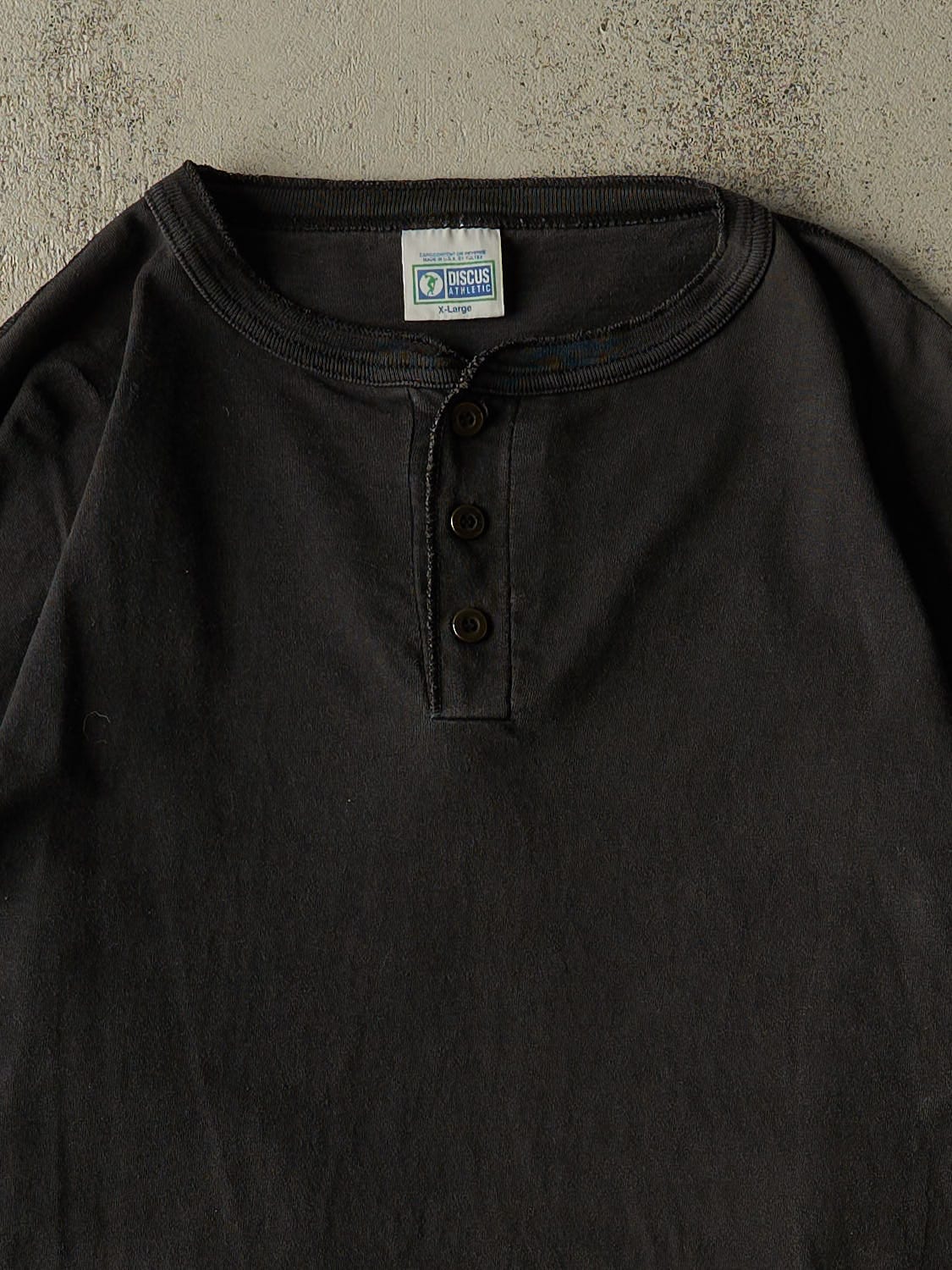 Vintage 90s Black Discus Athletic Quarter Button Tee (L/XL)