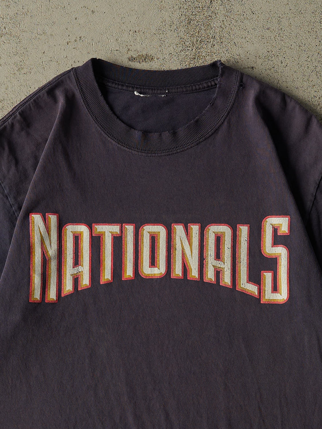 Vintage Y2K Sun Faded Navy Washington Nationals Tee (L)