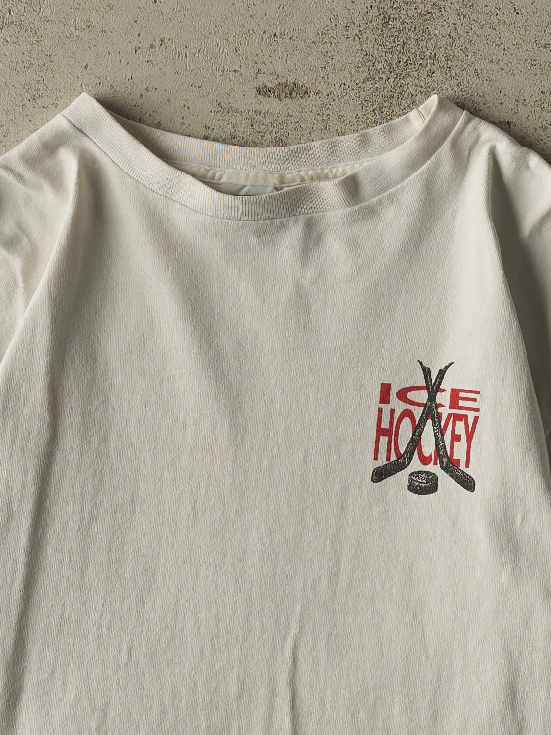 Vintage 90s White Ice Hockey Single Stitch Tee (M/L)