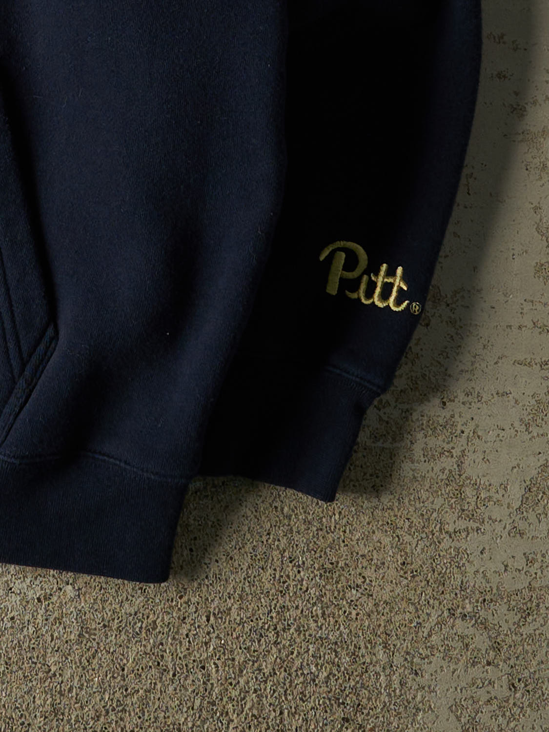 Vintage Y2K Navy Blue Pittsburgh University Panthers Hoodie (L)