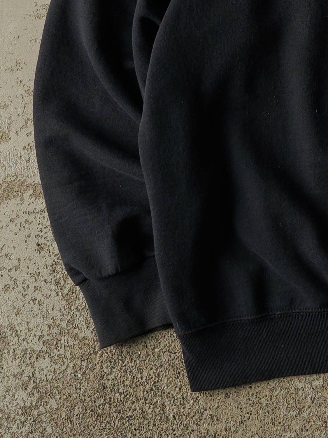 Vintage 90s Faded Black Blank Crewneck (L)