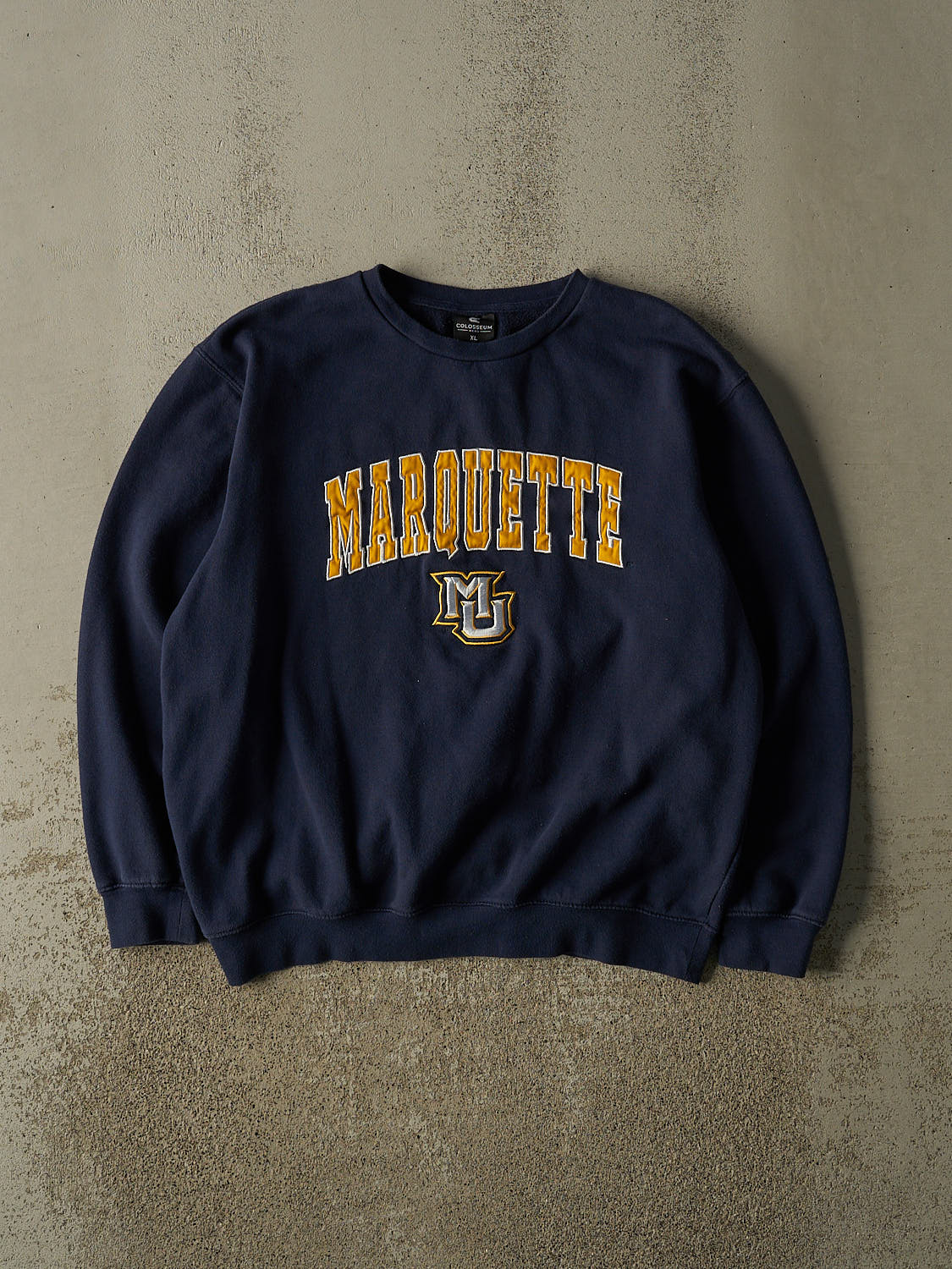 Vintage Y2K Navy Blue Marquette University Crewneck (XL)