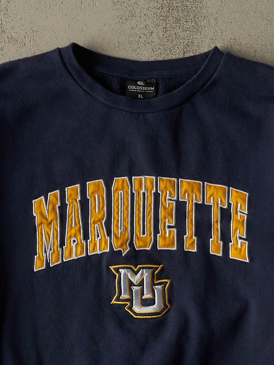Vintage Y2K Navy Blue Marquette University Crewneck (XL)