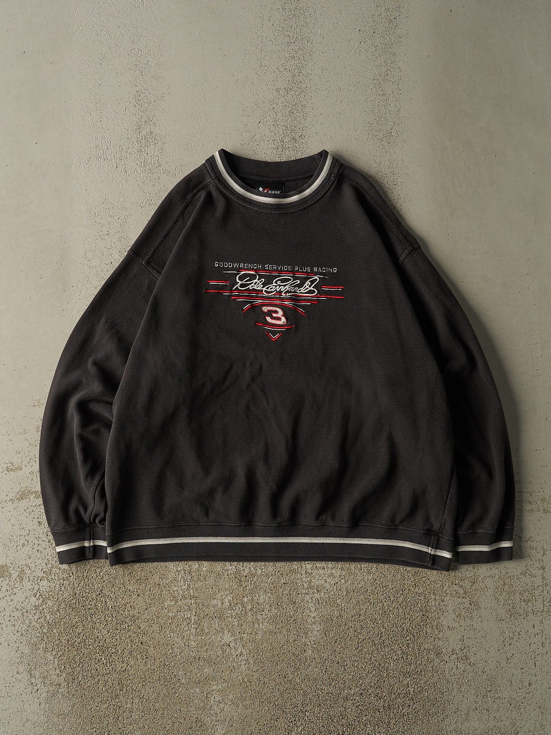 Vintage 90s Black Dale Earnhardt Embroidered Nascar Lightweight Crewneck (XL/XXL)