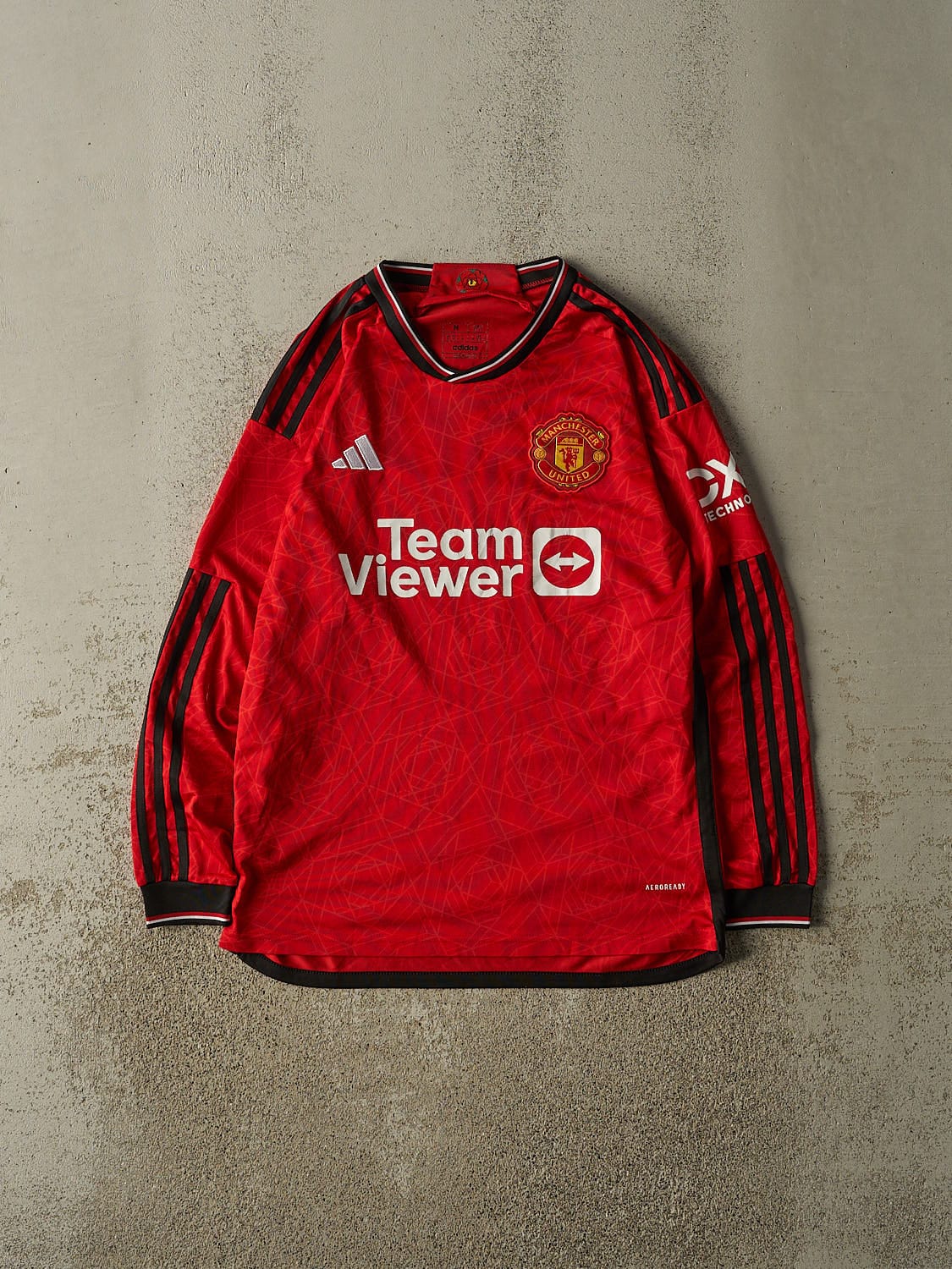 Vintage Y2K Red Manchester United #4 Amrabat Long Sleeve Jersey (S/M)
