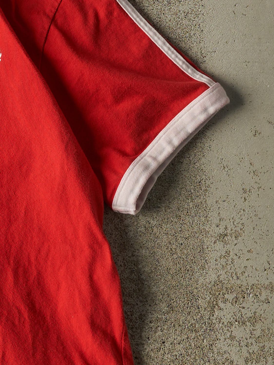 Vintage Y2K Red & White Liverpool Football Club Tee (S/M)