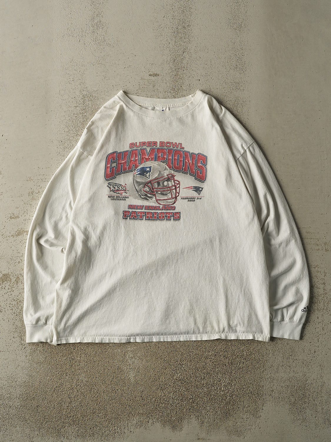Vintage 02' White New England Patriots Super Bowl XXXVI Champions Long Sleeve (XL/XXL)