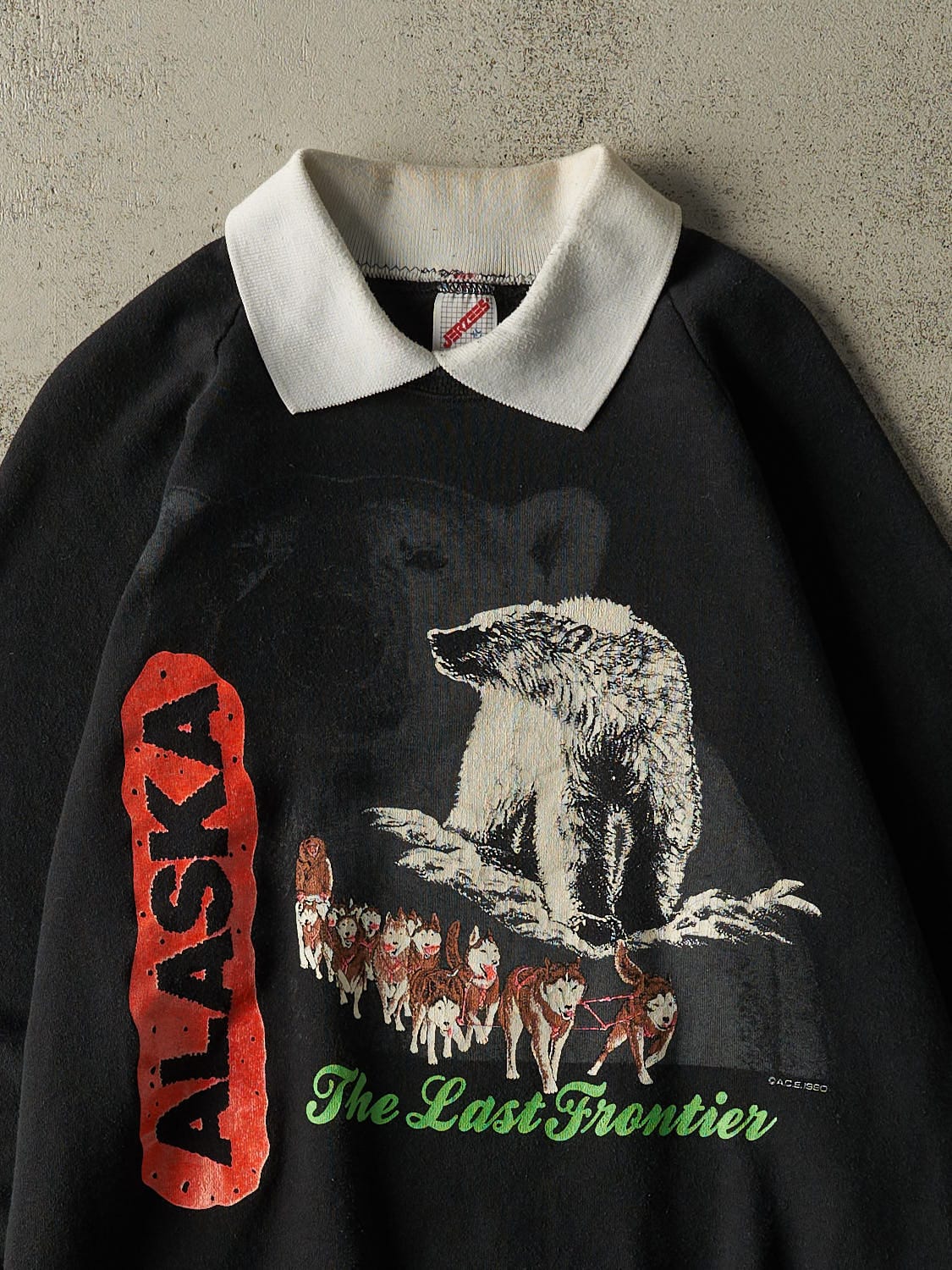 Vintage 90' Black Alaska Collared Crewneck (M)