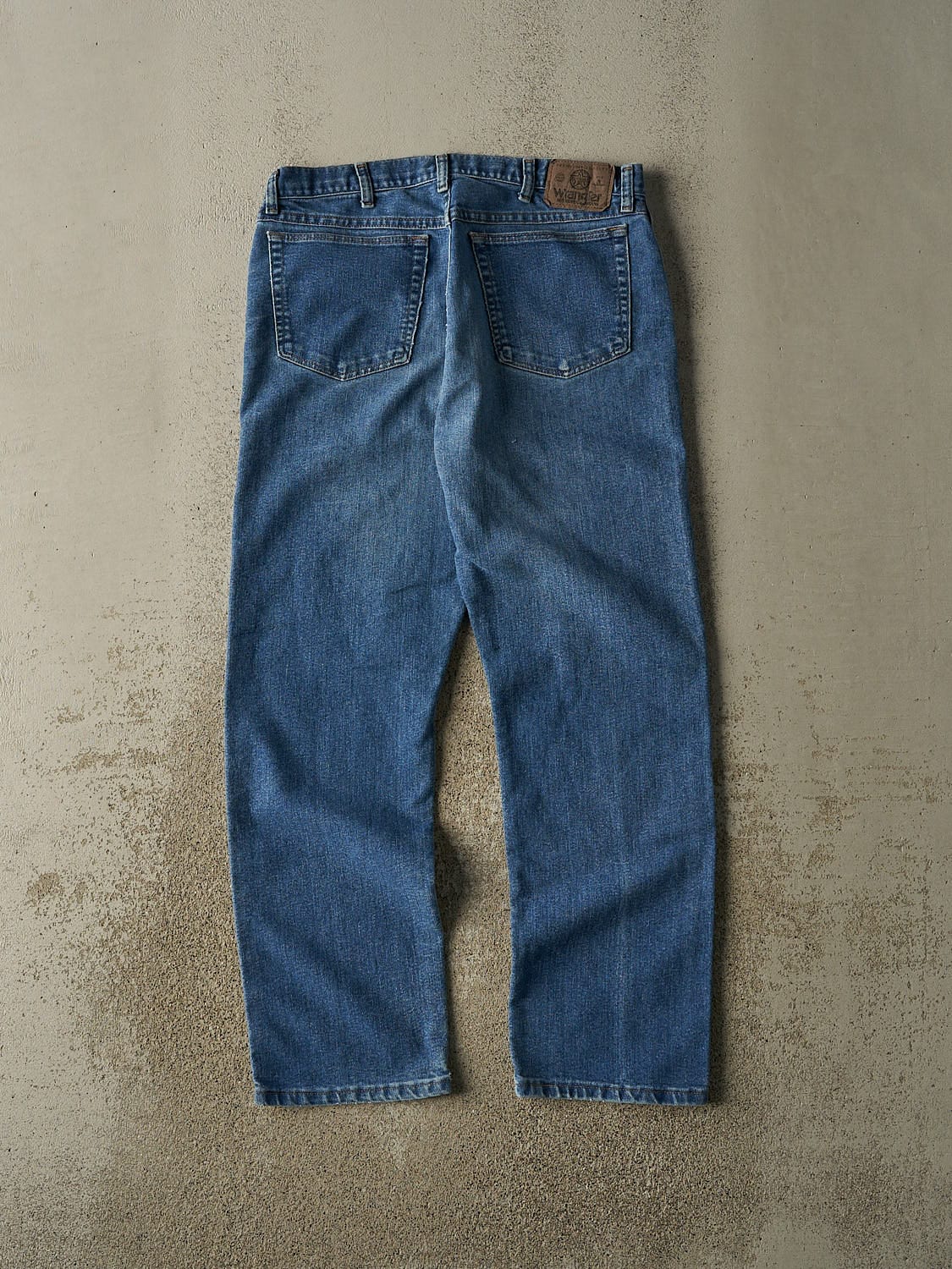Vintage Y2K Dark Wash Wrangler Jeans (33x30)