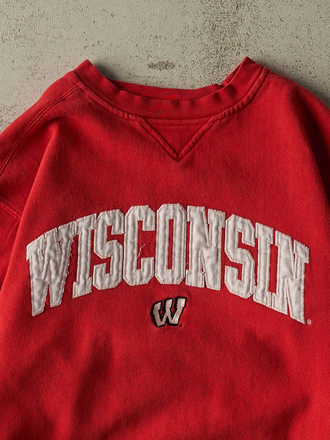 Vintage Y2K Red University of Wisconsin Embroidered Crewneck (S)