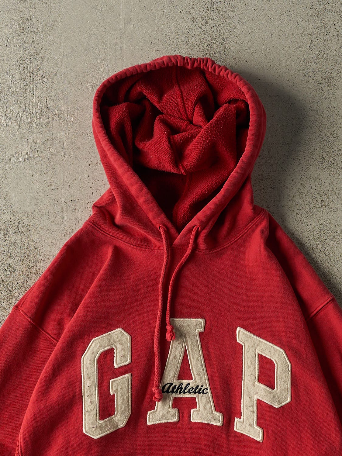 Vintage Y2K Red Gap Hoodie (L)