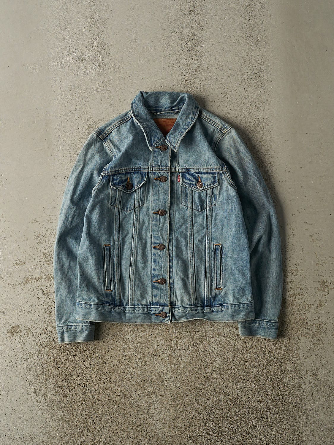 Vintage 90s Light Wash Levi's Jean Jacket (XS)